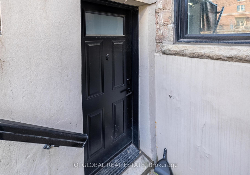 1502-dufferin-street-toronto-ontario-w12367693