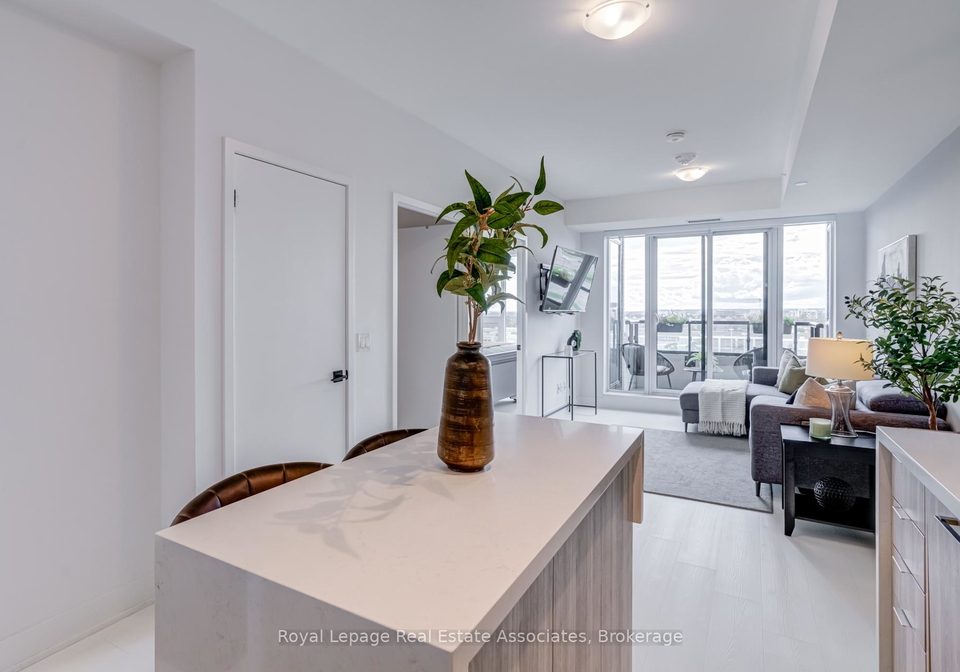 2481-taunton-road-oakville-ontario-w12367883