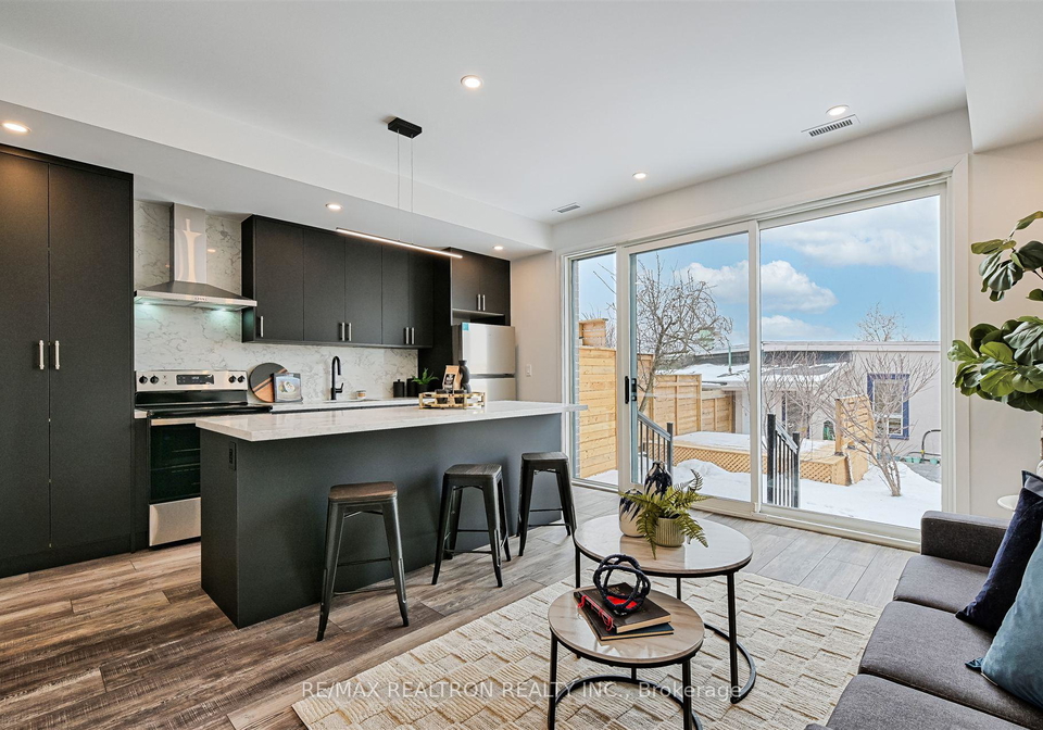 421-silverthorn-avenue-toronto-ontario-w12368110