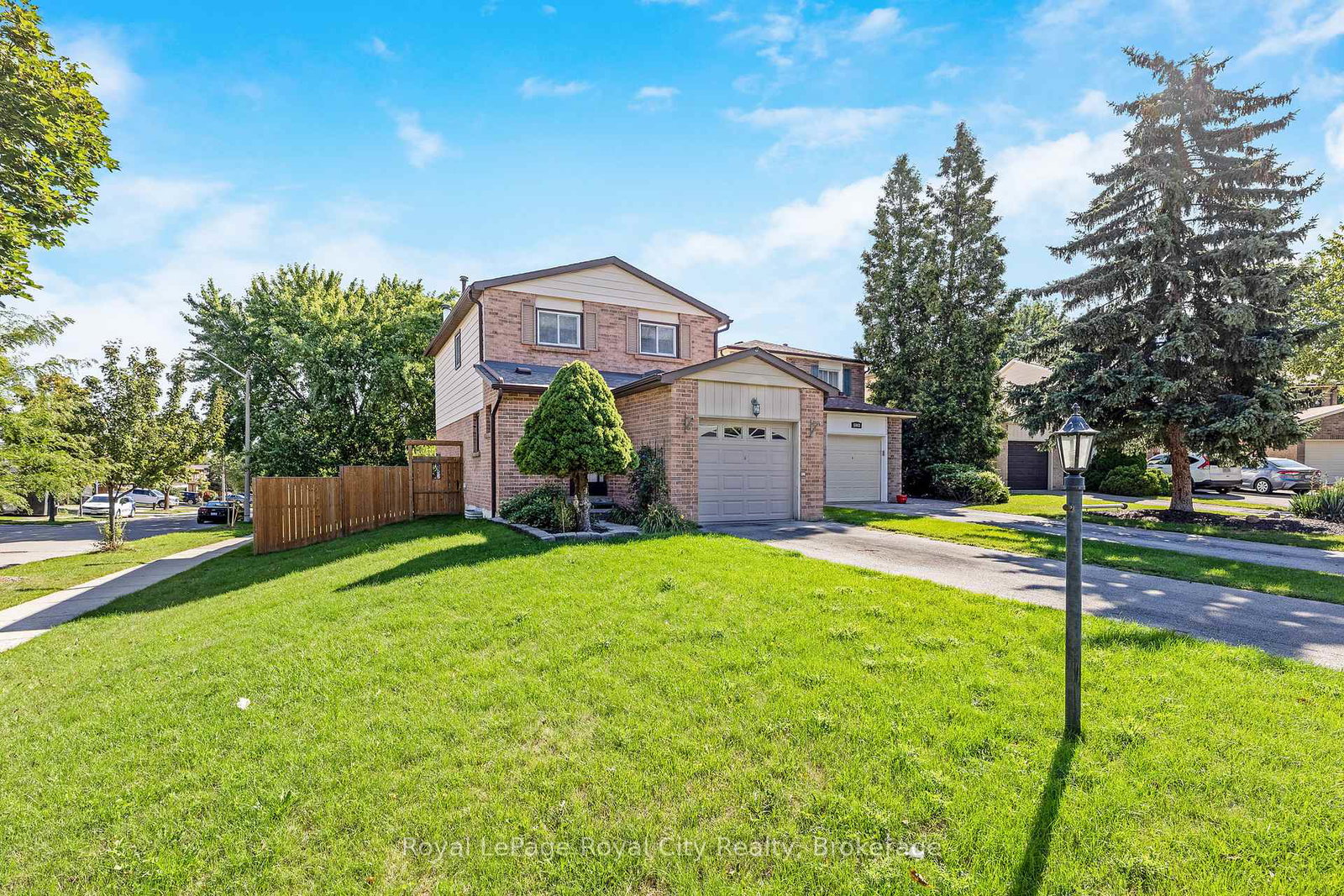 5949-pagosa-court-mississauga-ontario-w12368203