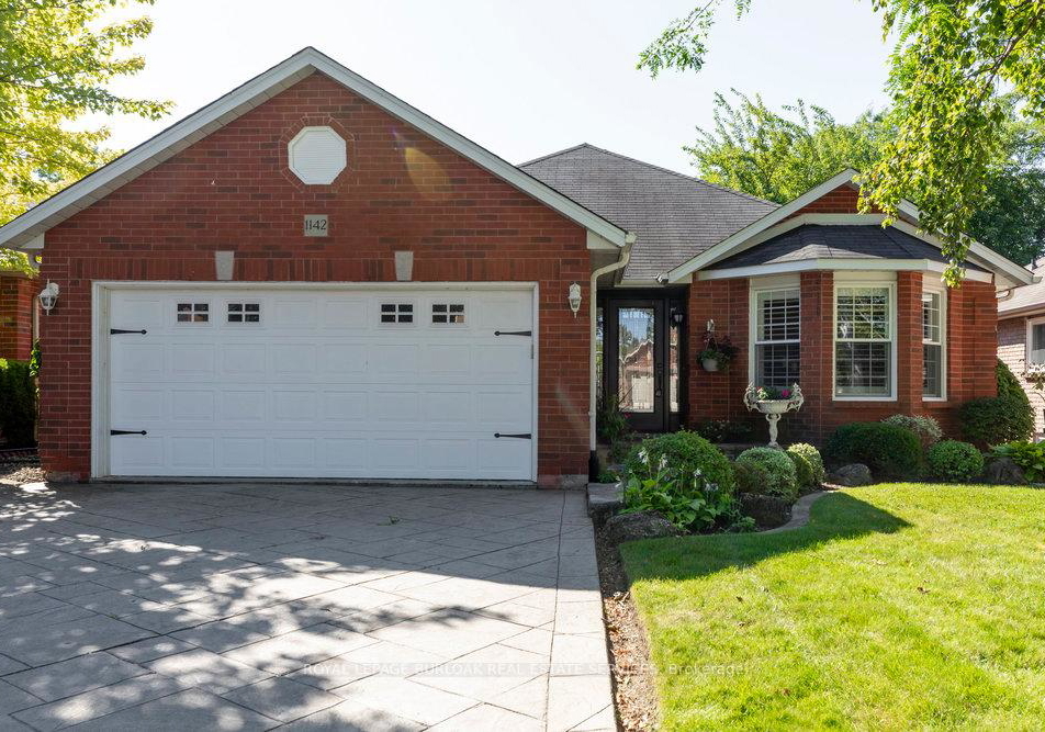 1142-augustus-drive-burlington-ontario-w12368253