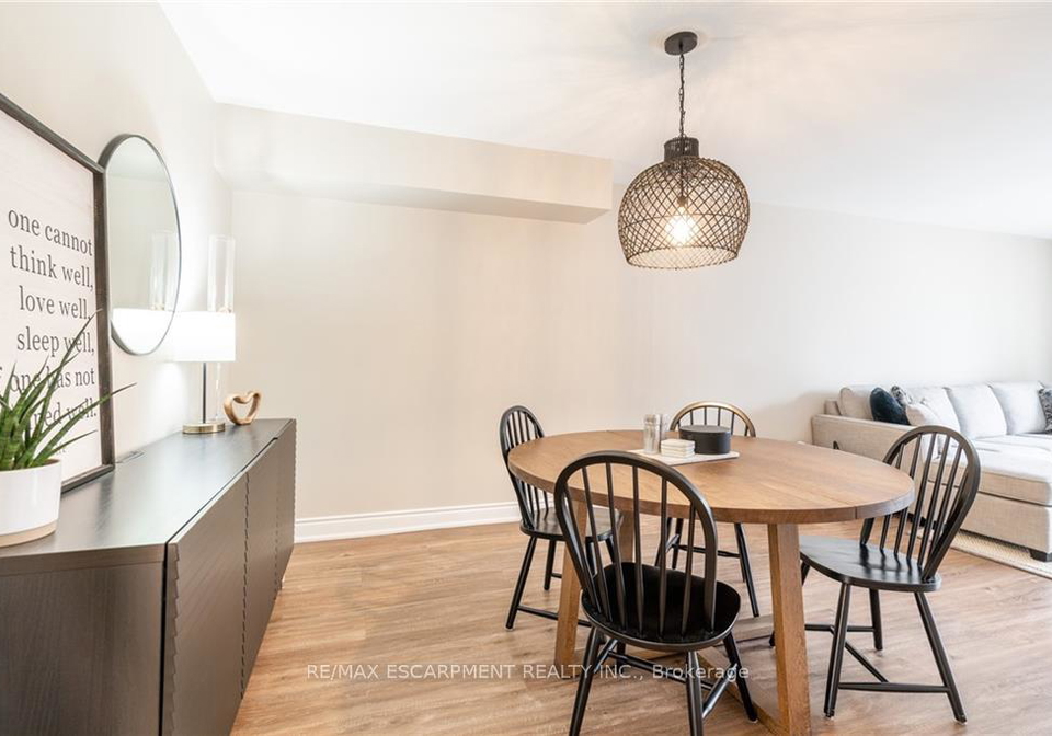 895-maple-avenue-burlington-ontario-w12368513