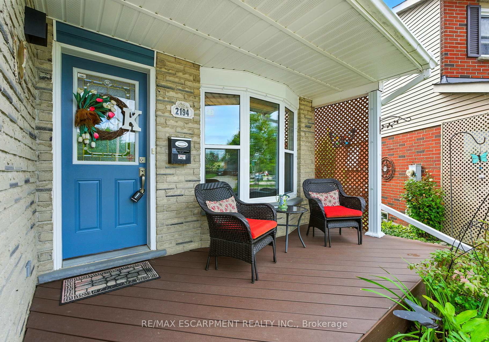 2194-silverbirch-court-burlington-ontario-w12368559