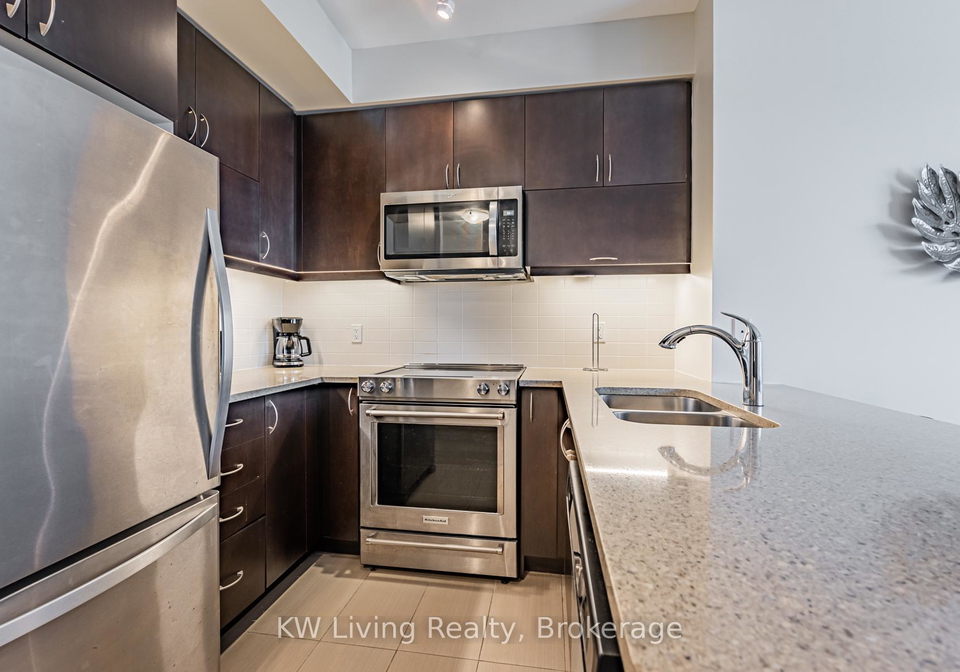 39-annie-craig-drive-etobicoke-ontario-w12368892