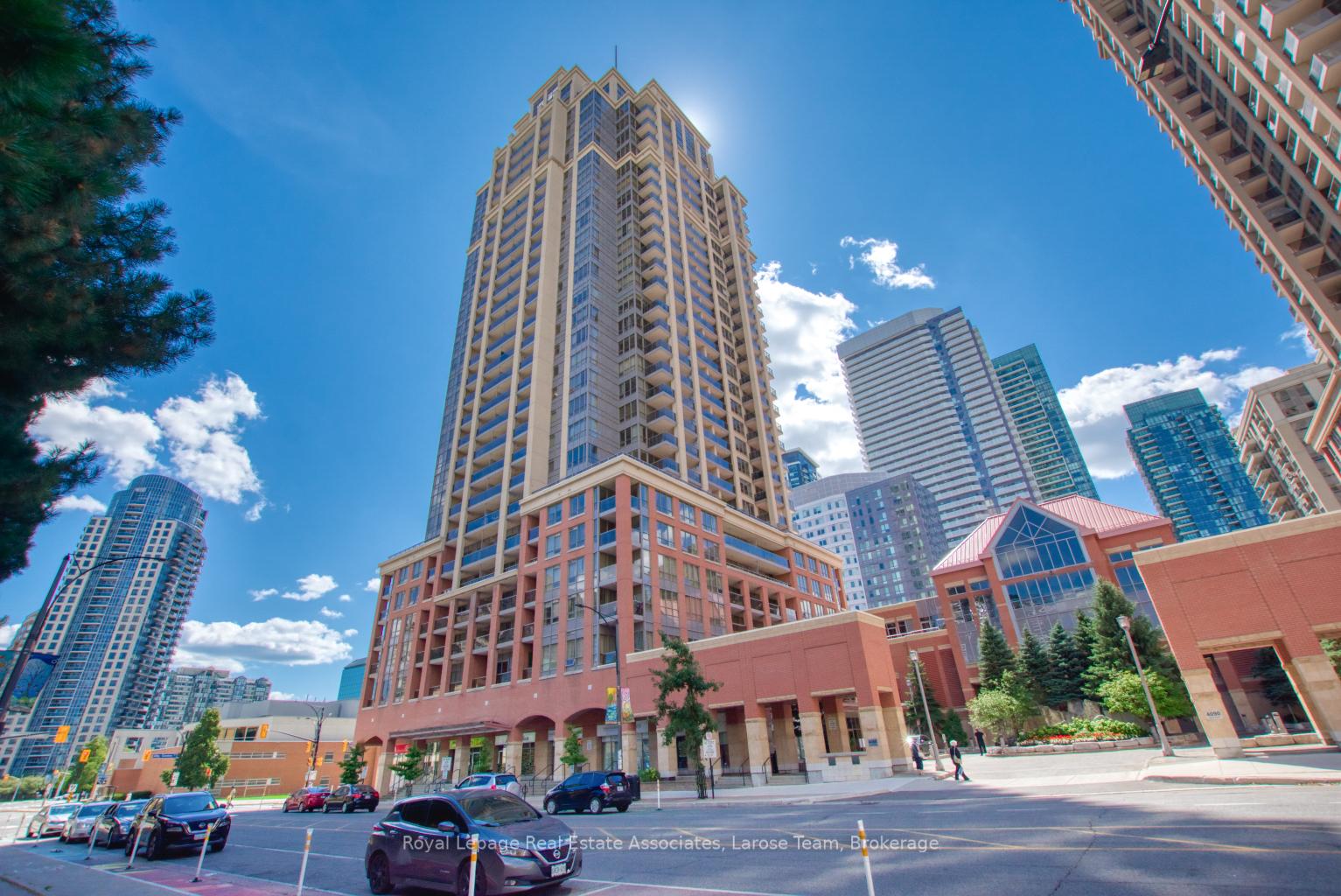 4080-living-arts-drive-mississauga-ontario-w12369051