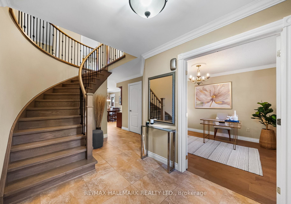 2049-windy-oaks-drive-burlington-ontario-w12369077