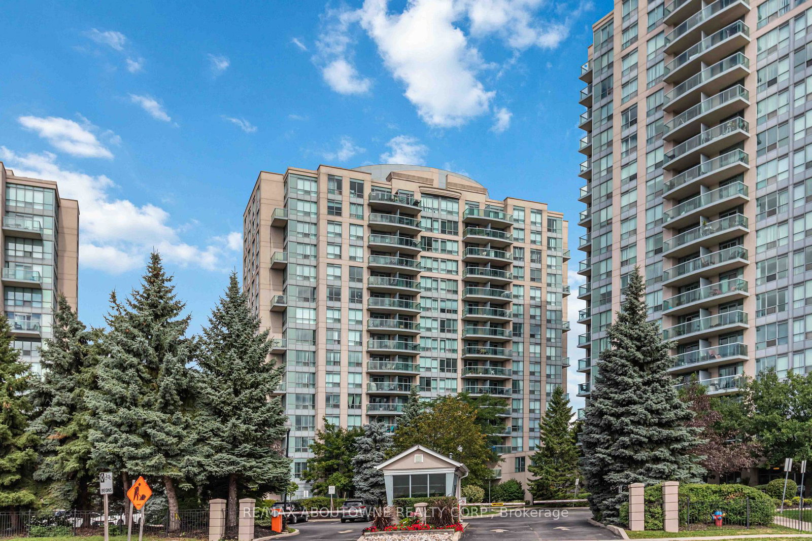 2565-erin-centre-boulevard-mississauga-ontario-w12369119