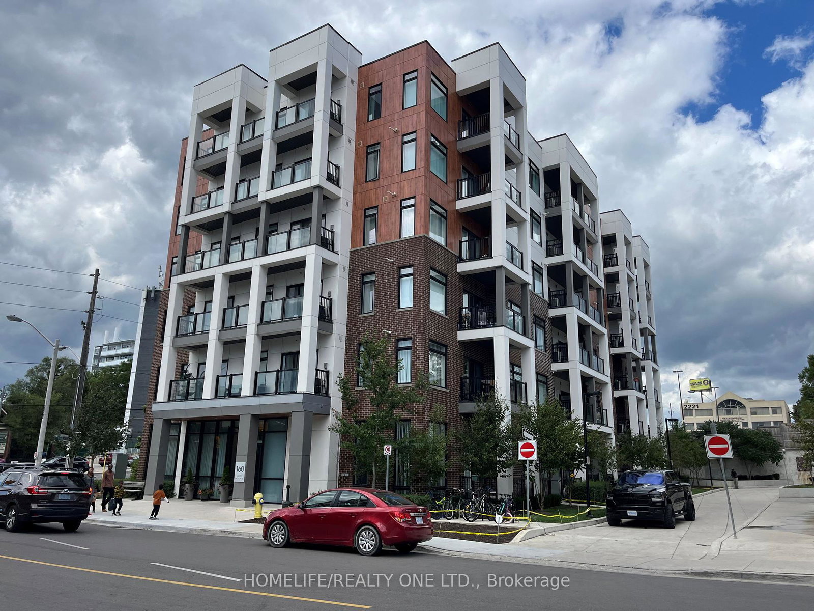 160-canon-jackson-drive-north-york-ontario-w12369172