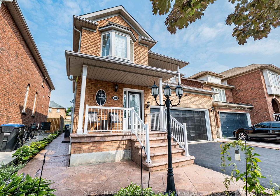 18-queen-mary-drive-brampton-ontario-w12369376