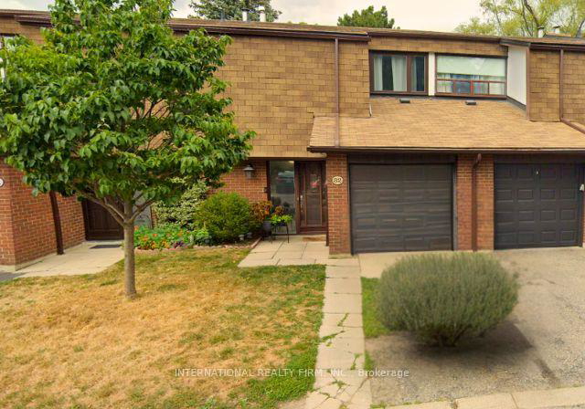 600-e-silver-creek-boulevard-mississauga-ontario-w12369387