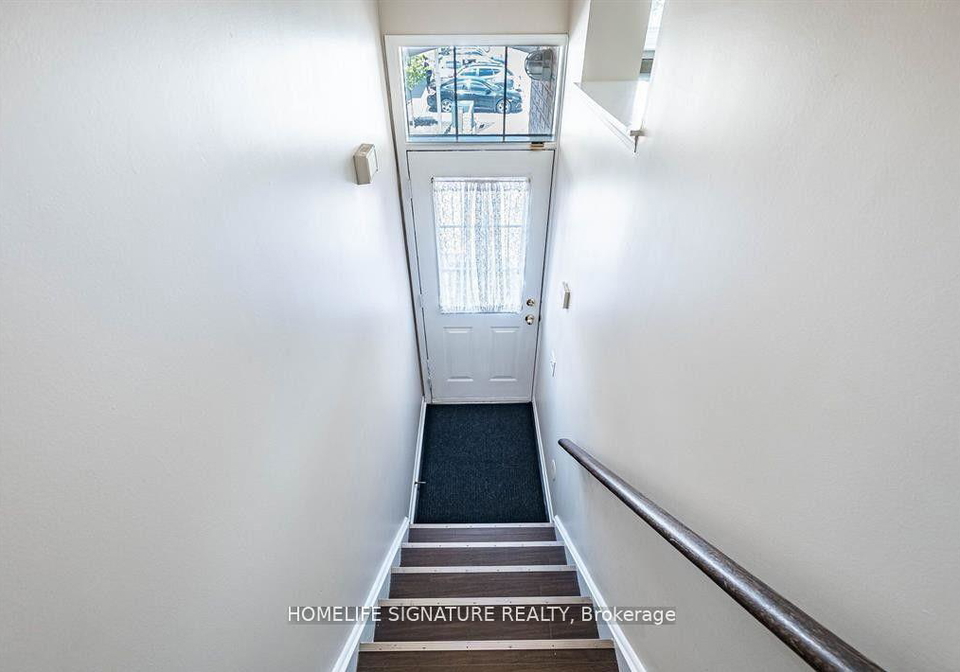 50-strathaven-drive-mississauga-ontario-w12369545
