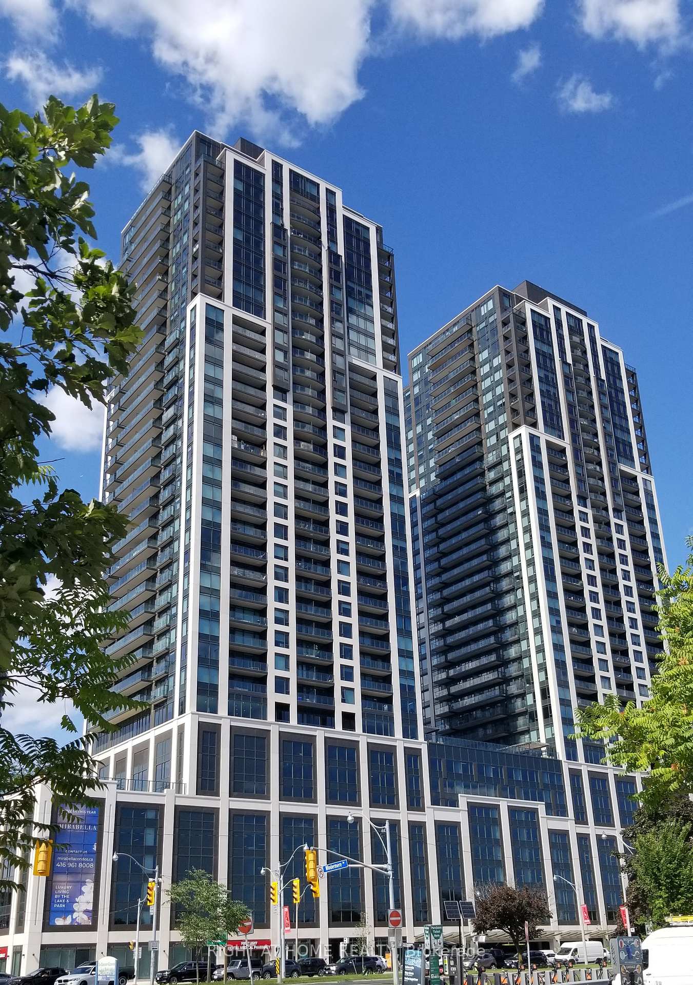 1928-lakeshore-boulevard-w-toronto-ontario-w12369575