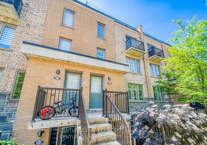 11-foundry-avenue-toronto-ontario-w12369707