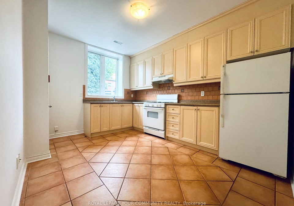 2417-dundas-street-w-toronto-ontario-w12370022