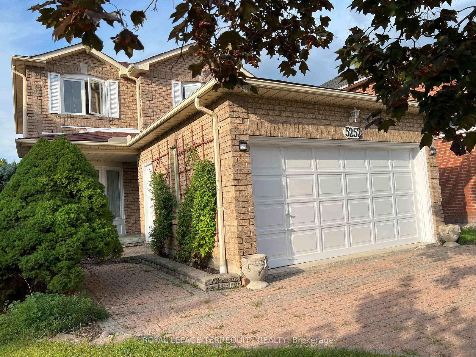 5252-willowside-court-mississauga-ontario-w12370141