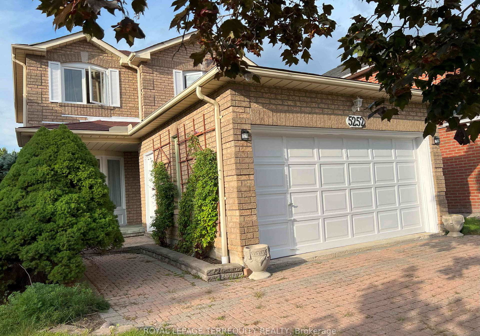 5252-willowside-court-mississauga-ontario-w12370141