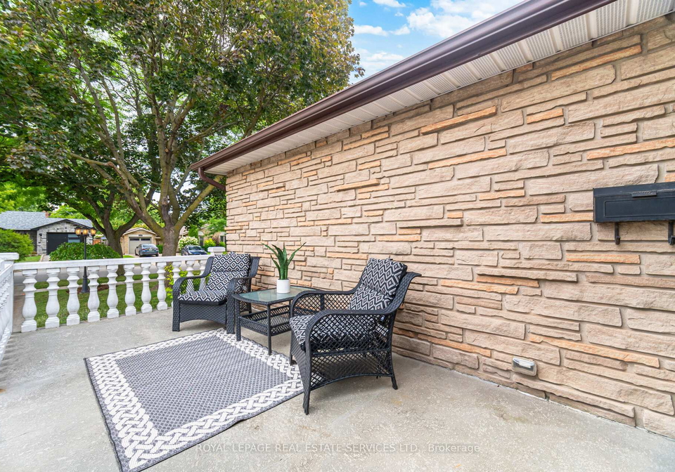 518-vanguard-crescent-oakville-ontario-w12370192