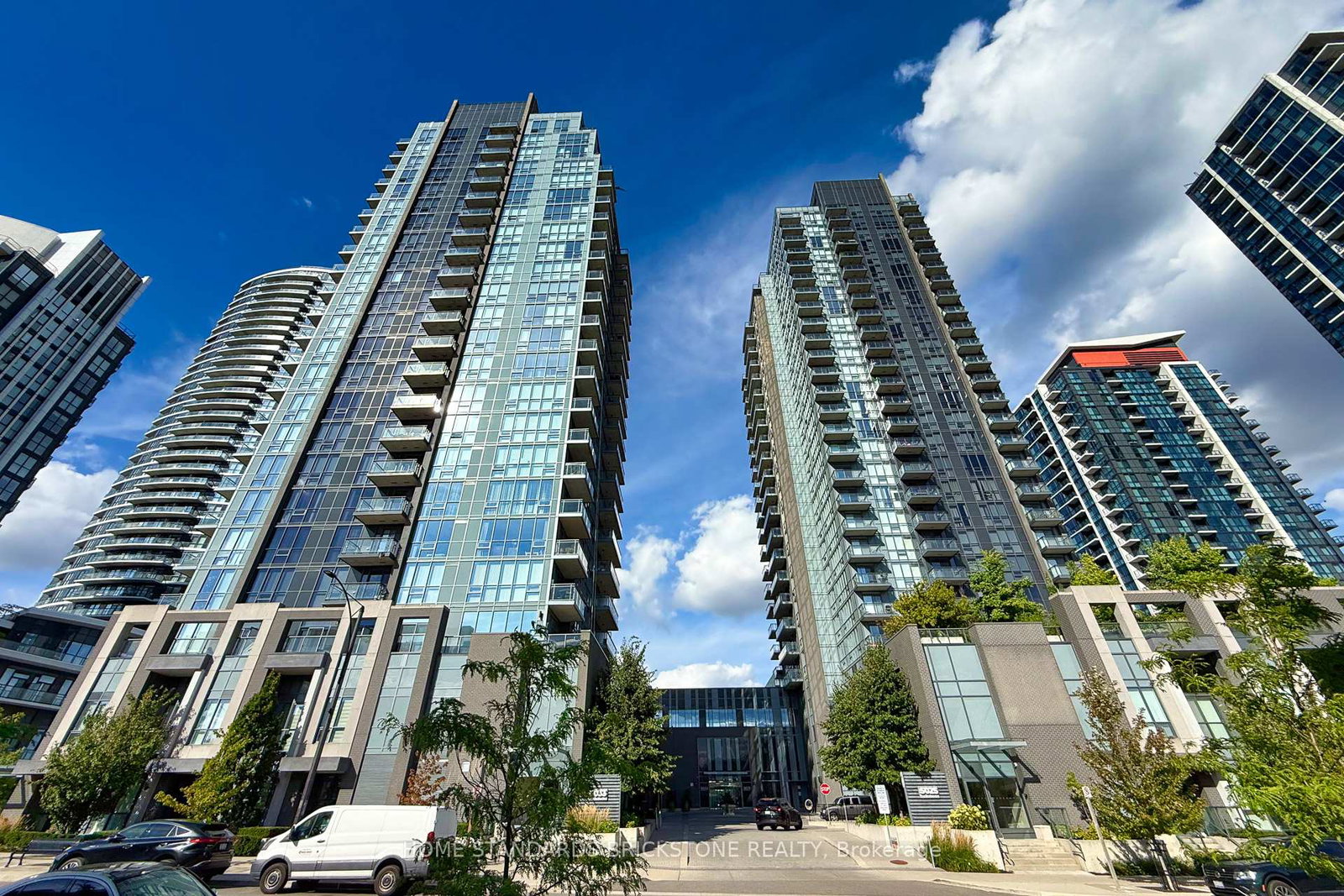 5033-four-springs-avenue-mississauga-ontario-w12370195