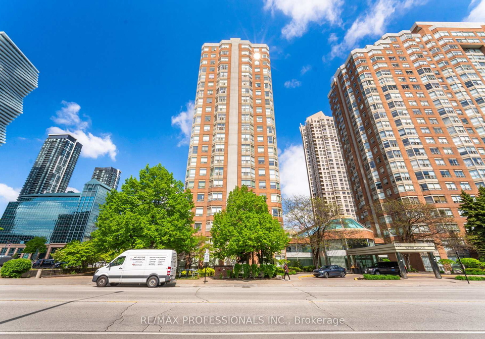 335-webb-drive-mississauga-ontario-w12370298
