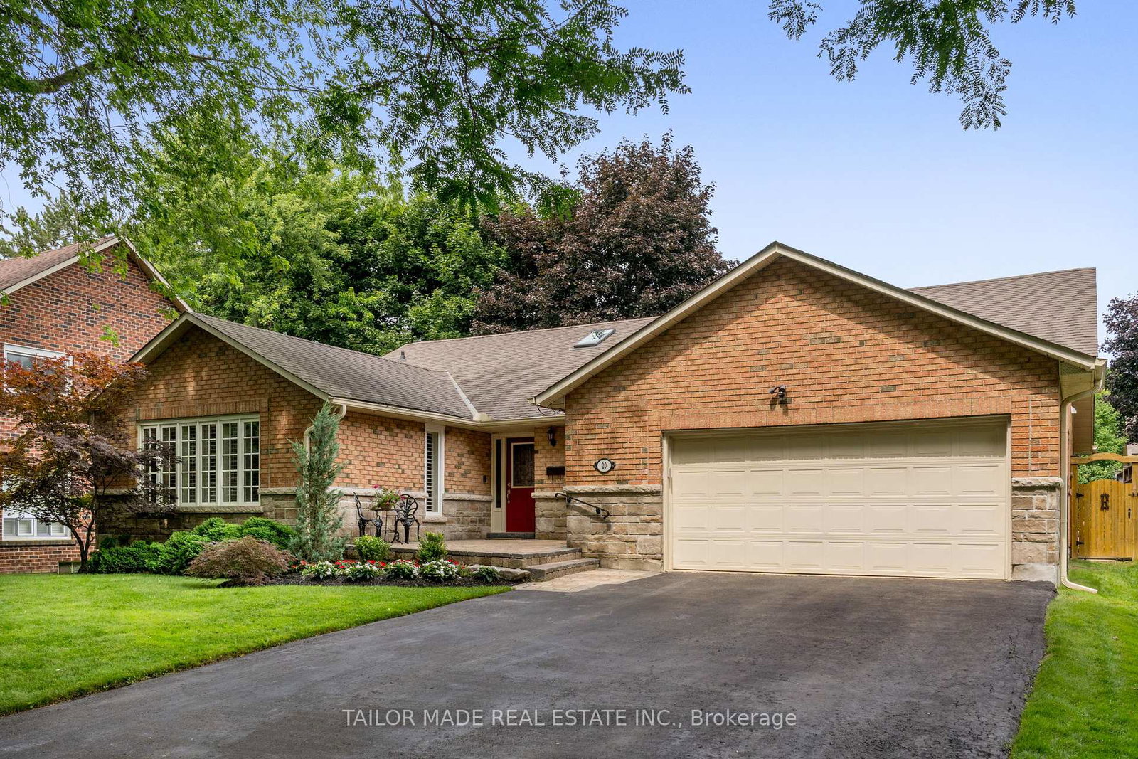 20-lennox-court-brampton-ontario-w12370320