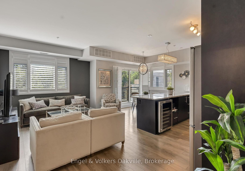128-garden-drive-oakville-ontario-w12370356