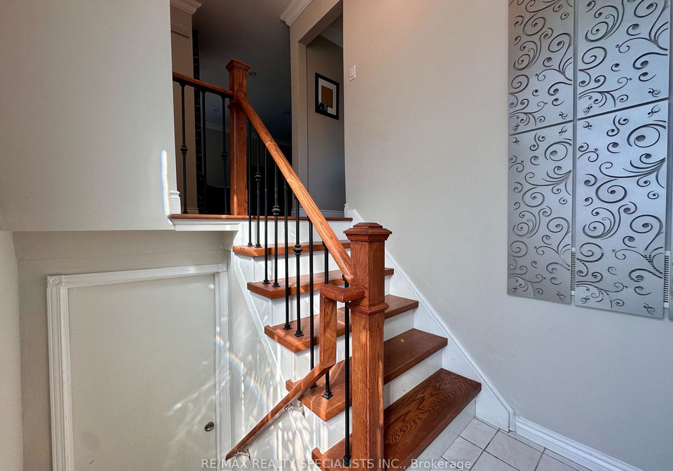 431-ginger-downs-mississauga-ontario-w12370746