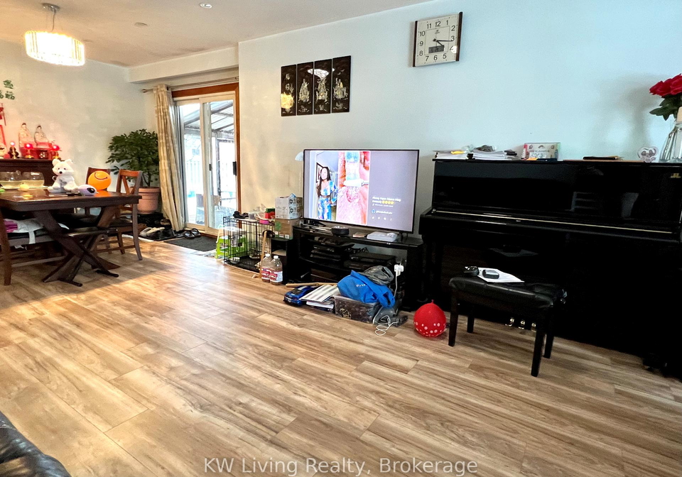 966-forestwood-drive-mississauga-ontario-w12370770