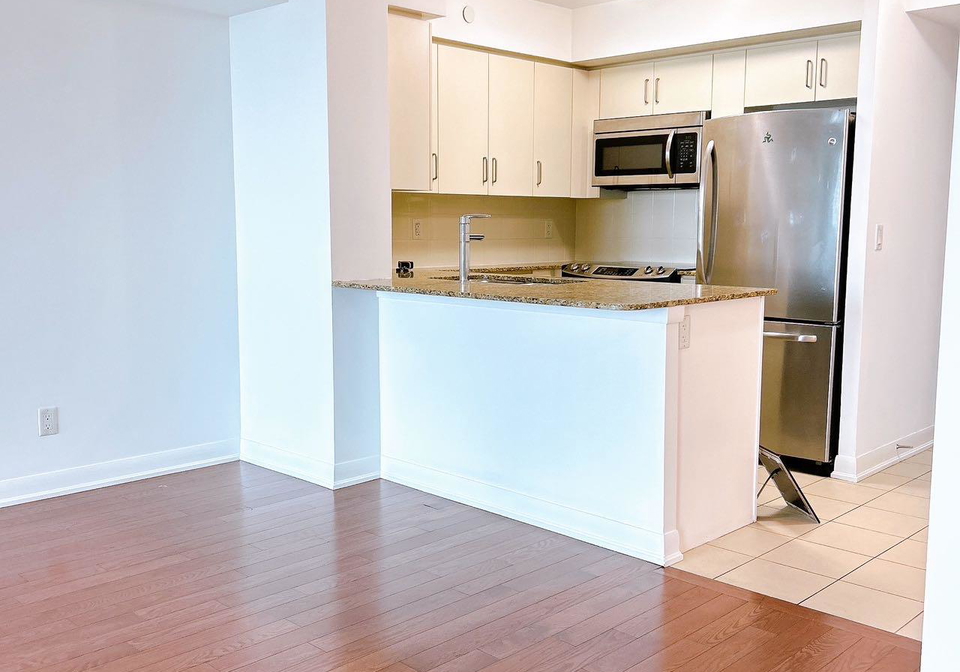 205-sherway-gardens-road-etobicoke-ontario-w12370972