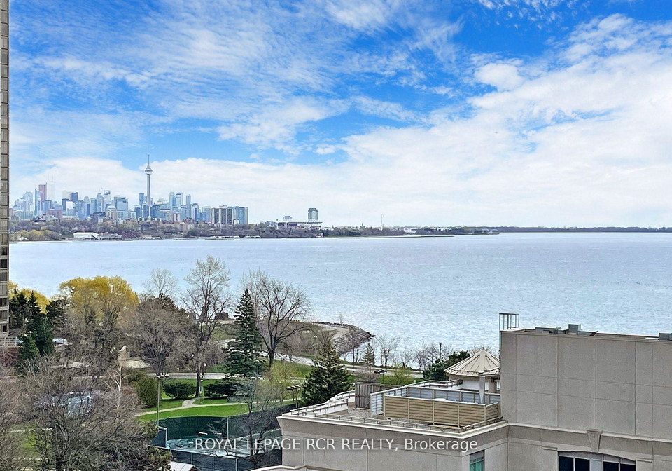 2067-lakeshore-boulevard-w-etobicoke-ontario-w12371021