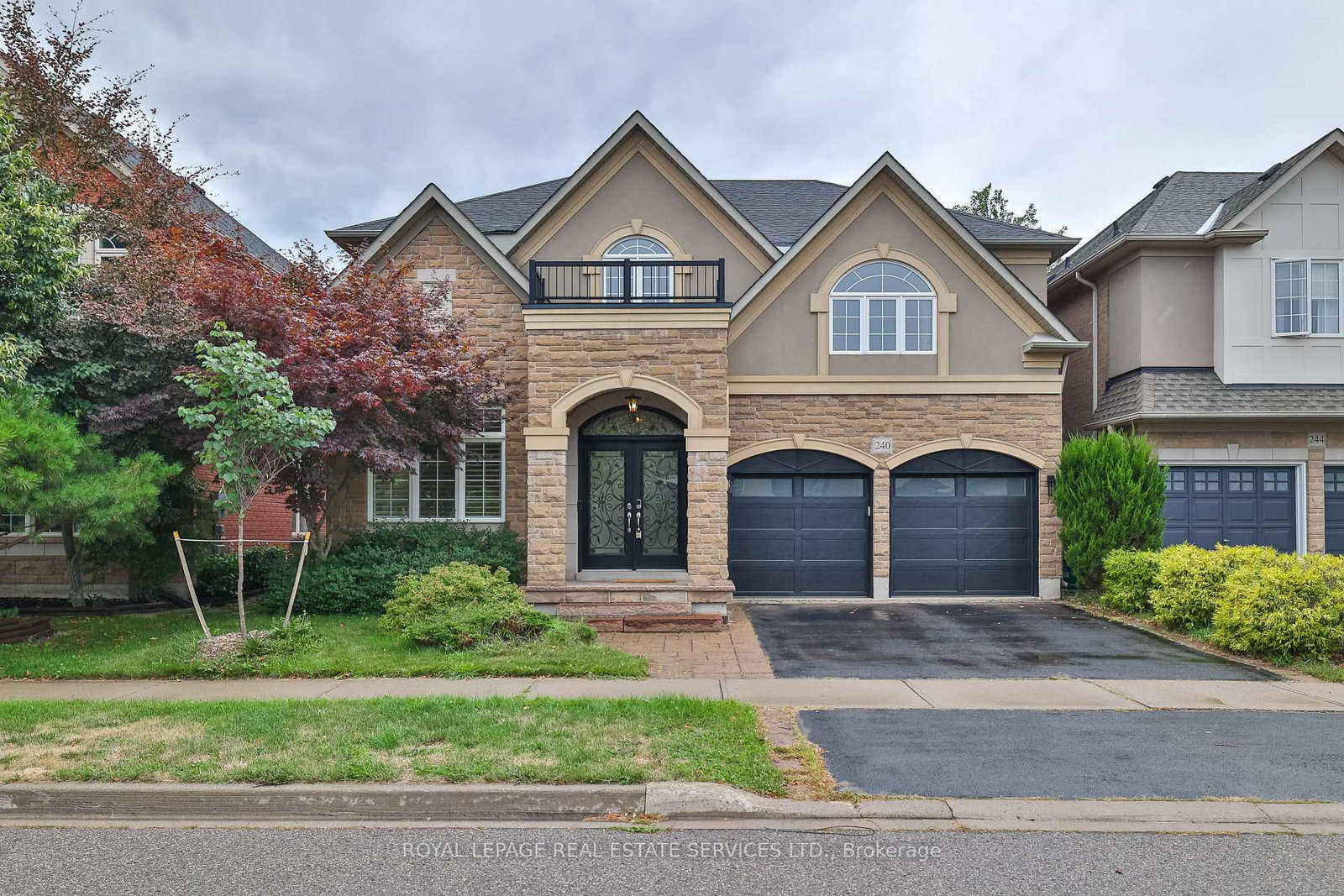 240-butterfly-lane-oakville-ontario-w12371126