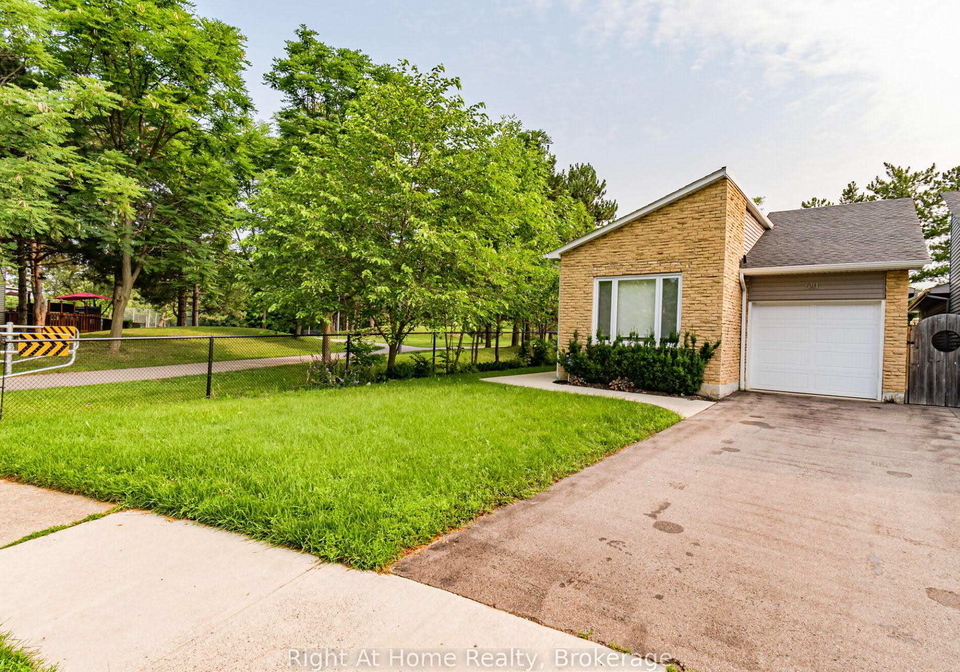 581-beaver-court-milton-ontario-w12371175