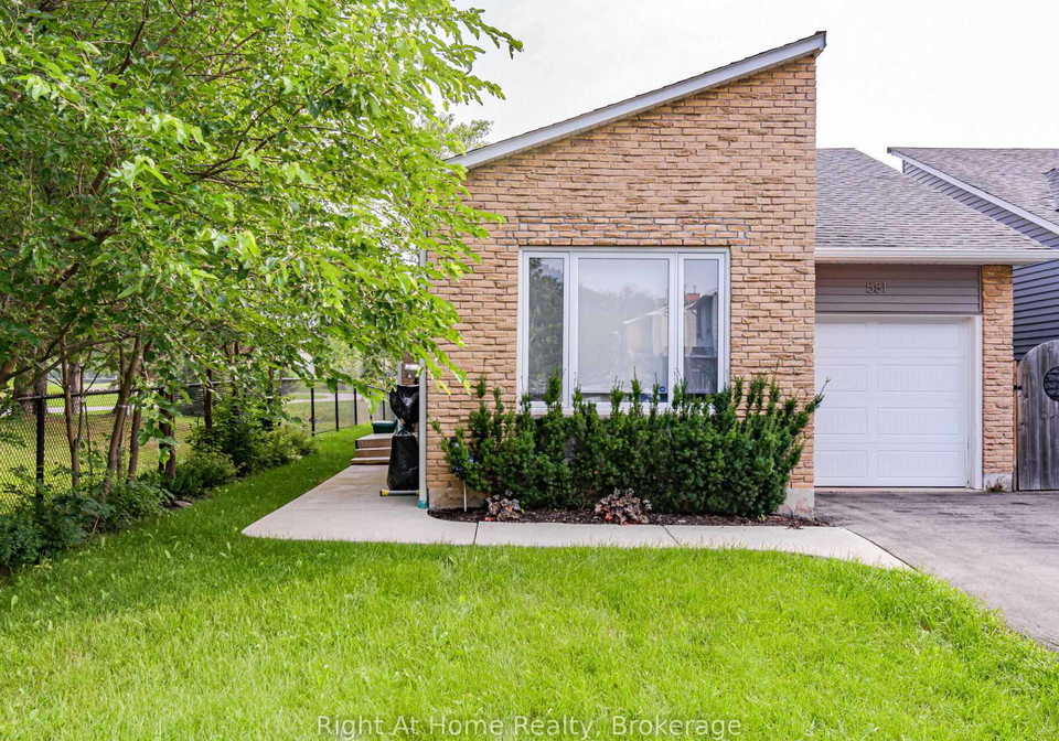 581-beaver-court-milton-ontario-w12371175