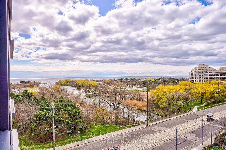 2200-lakeshore-boulevard-w-etobicoke-ontario-w12371236