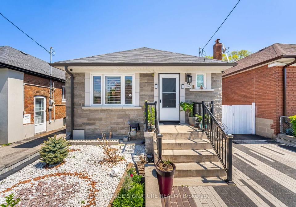 25-handel-street-toronto-ontario-w12371299