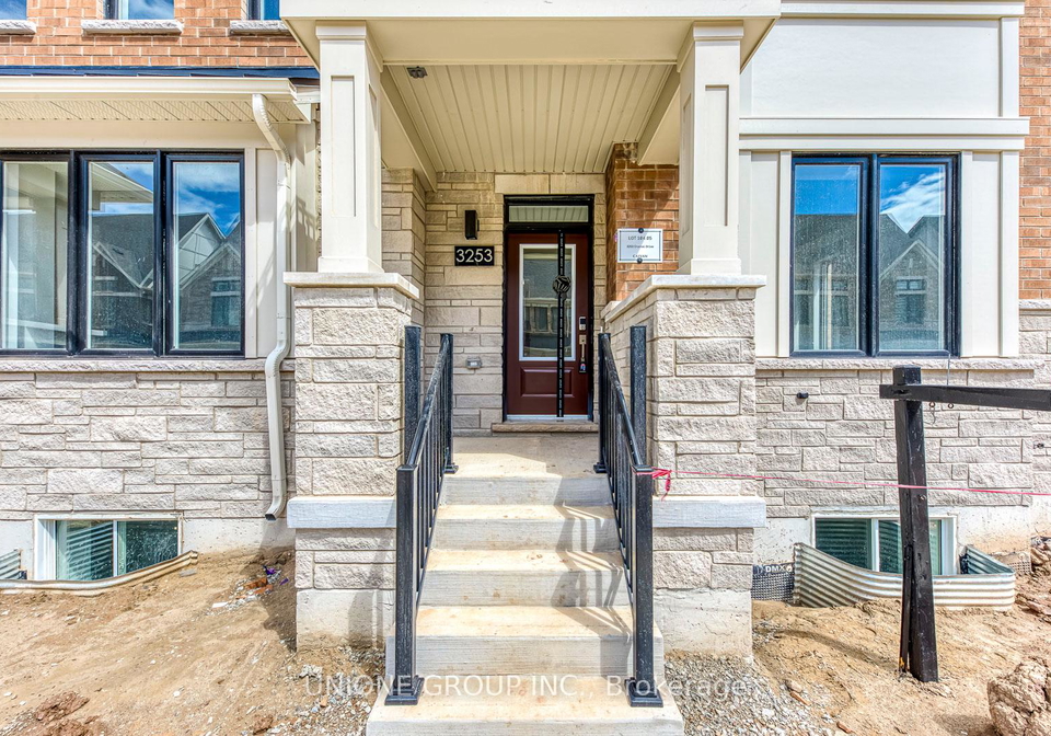 3253-crystal-drive-oakville-ontario-w12371371