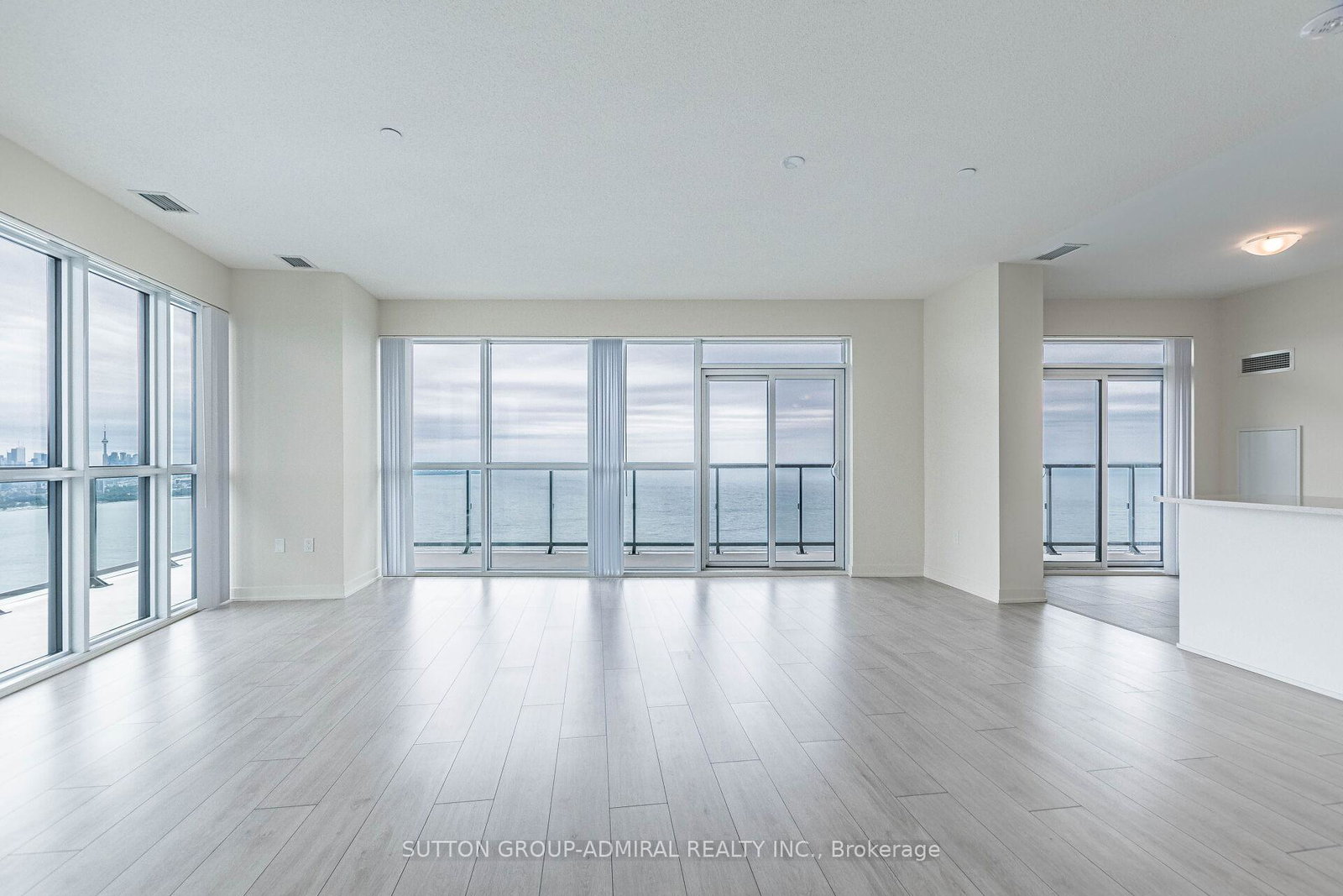 38-annie-craig-drive-etobicoke-ontario-w12371443
