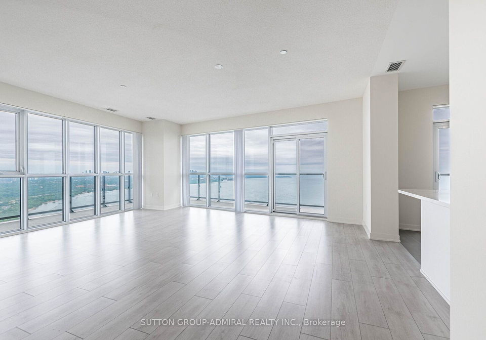 38-annie-craig-drive-etobicoke-ontario-w12371443