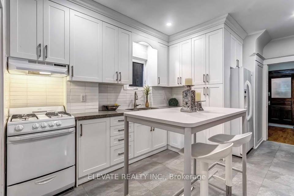 25-temple-avenue-toronto-ontario-w12371619