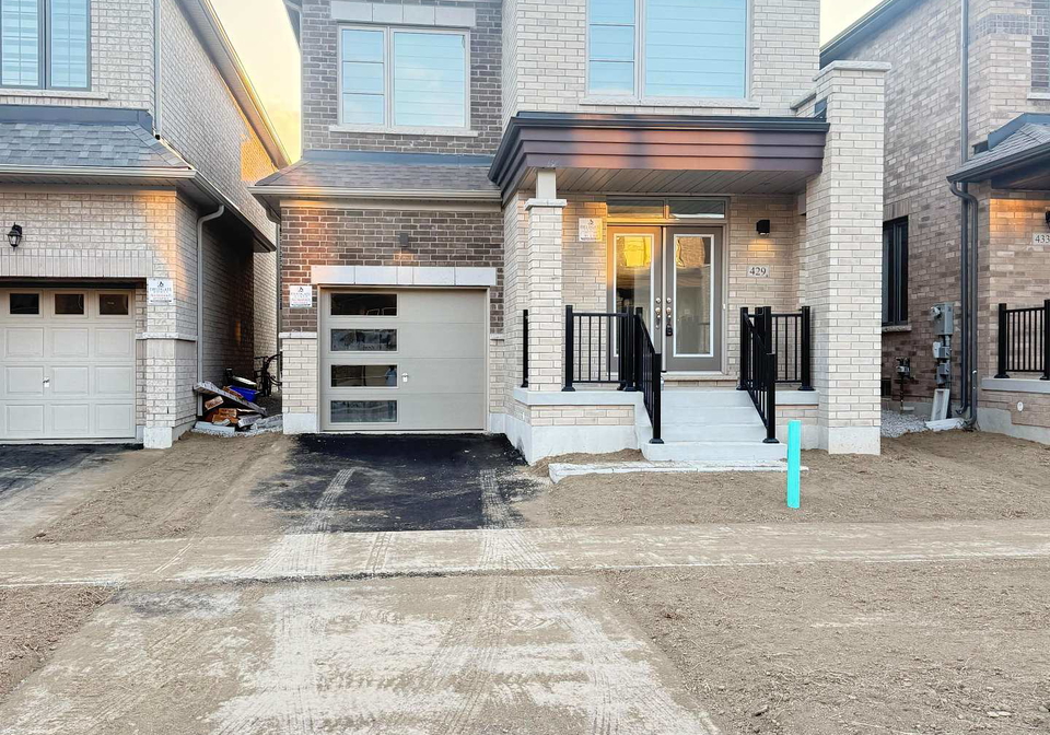 429-kennedy-circle-milton-ontario-w12371900