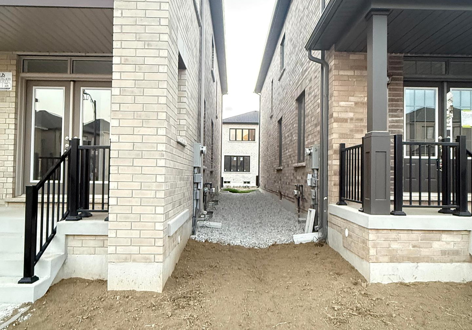429-kennedy-circle-milton-ontario-w12371900