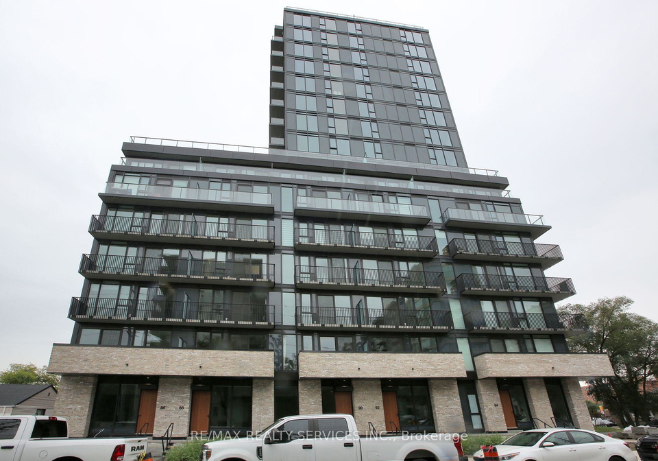 92-agnes-street-mississauga-ontario-w12371904