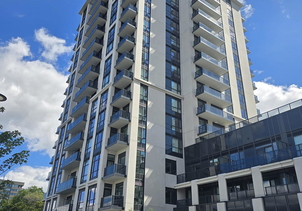 204-burnhamthorpe-road-e-mississauga-ontario-w12371952