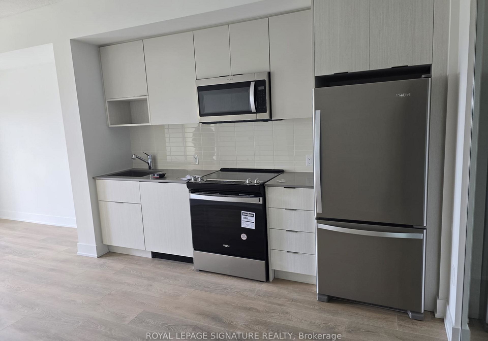 204-burnhamthorpe-road-e-mississauga-ontario-w12371952