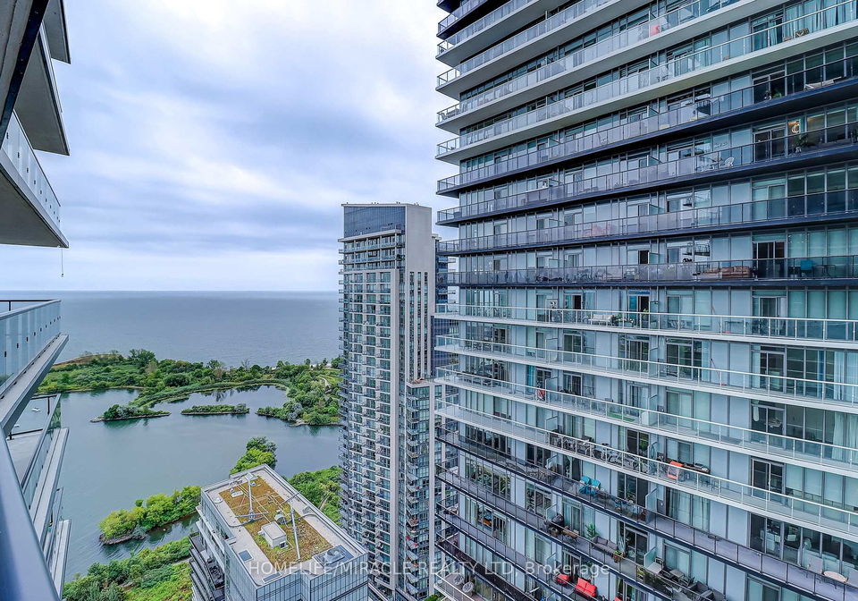 38-annie-craig-drive-etobicoke-ontario-w12372245