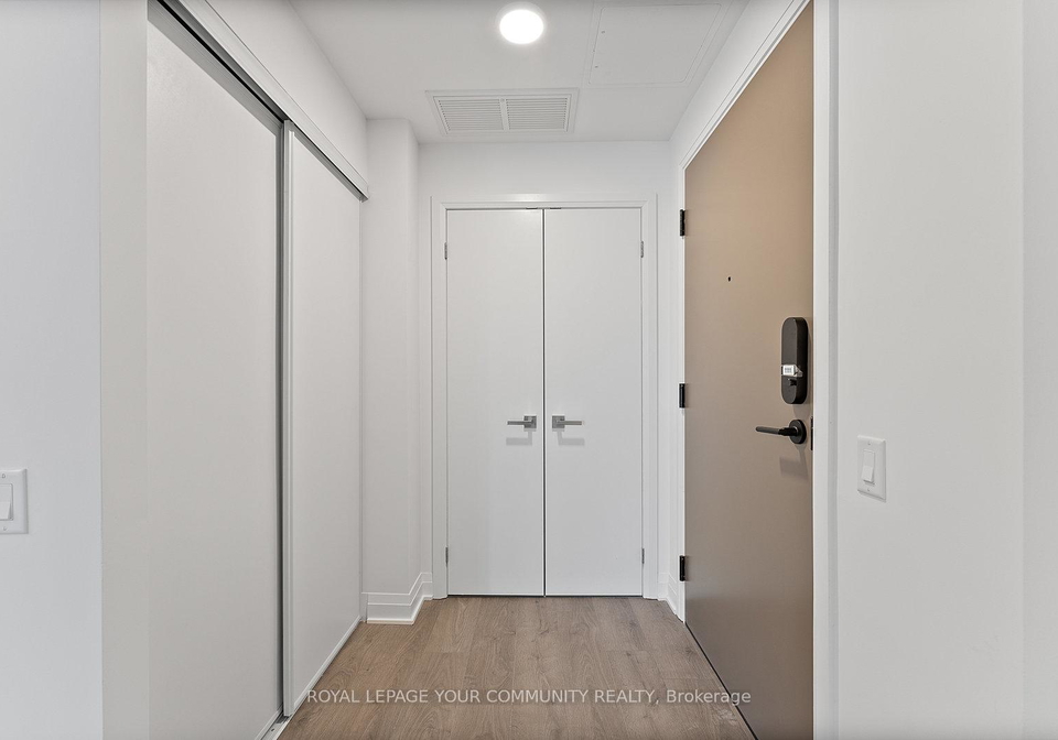 4015-the-exchange-mississauga-ontario-w12372350