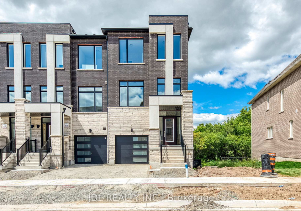 1165-wheat-boom-drive-oakville-ontario-w12372476