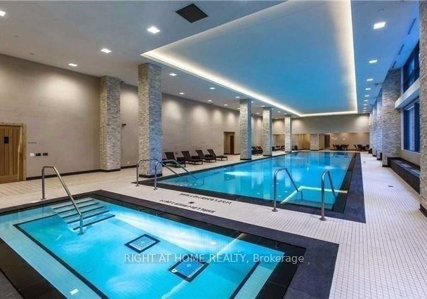 2200-lake-shore-boulevard-w-etobicoke-ontario-w12372691
