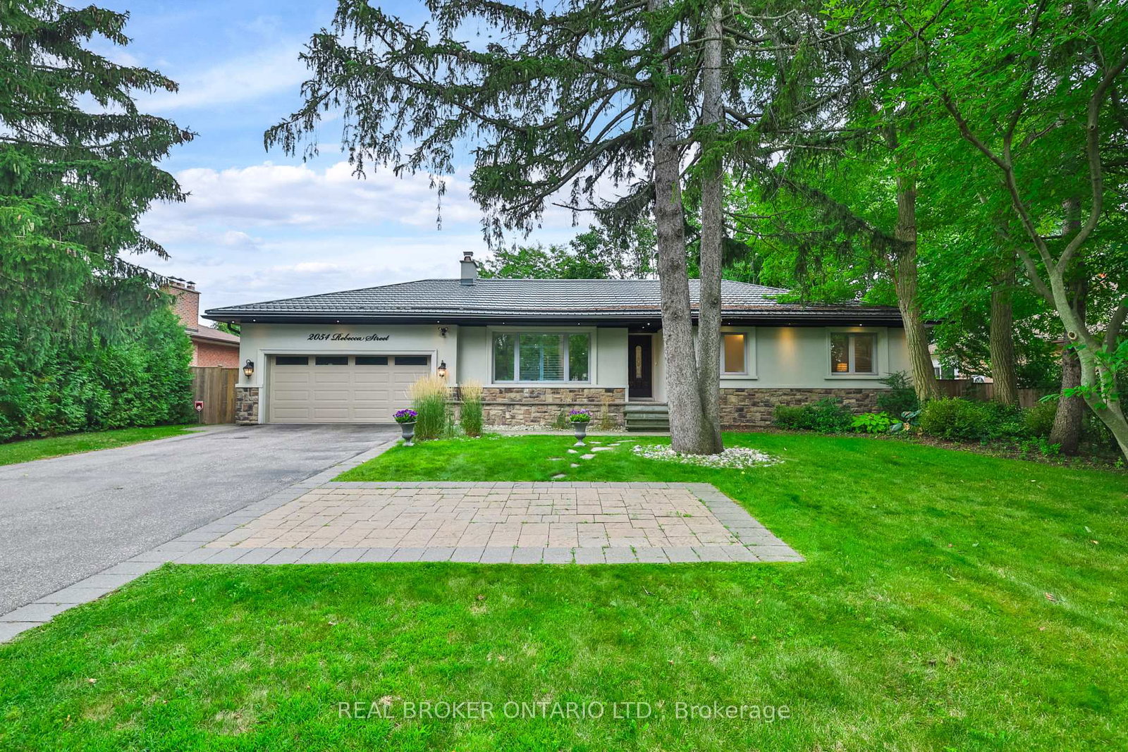 2054-rebecca-street-oakville-ontario-w12372714
