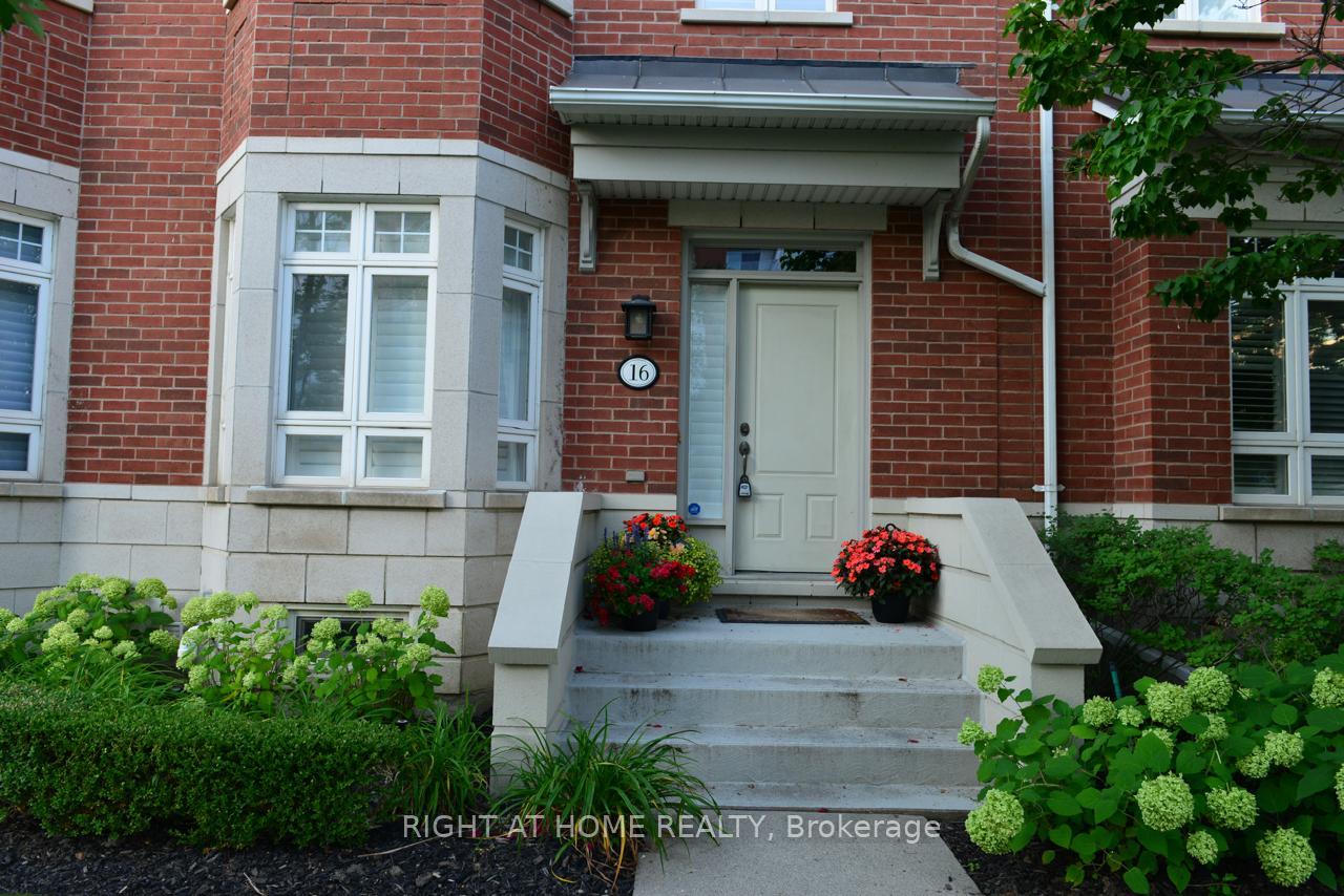 16-st-lawrence-drive-mississauga-ontario-w12372772