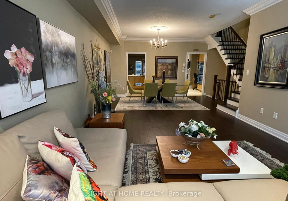 16-st-lawrence-drive-mississauga-ontario-w12372772
